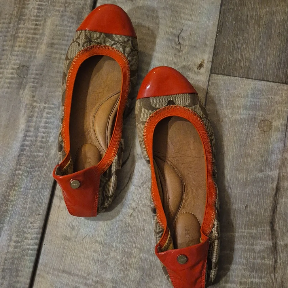 Coach Women's Orange and Brown Ballet Flats - Picture 9 of 9
